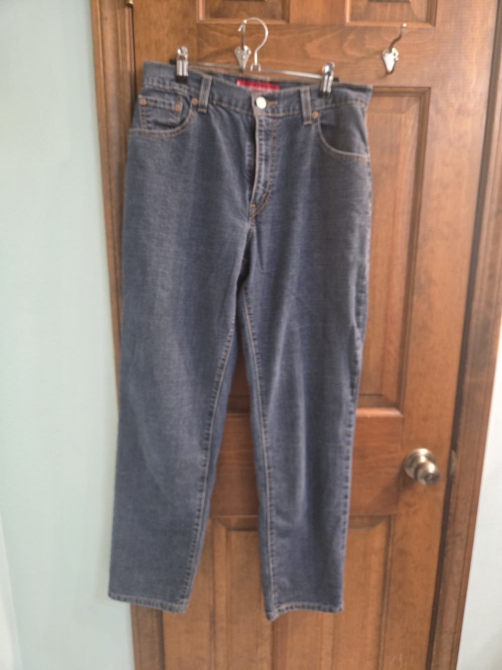 Levi 550 Classic Relaxed Stretch Denim Jeans in Dark Blue
